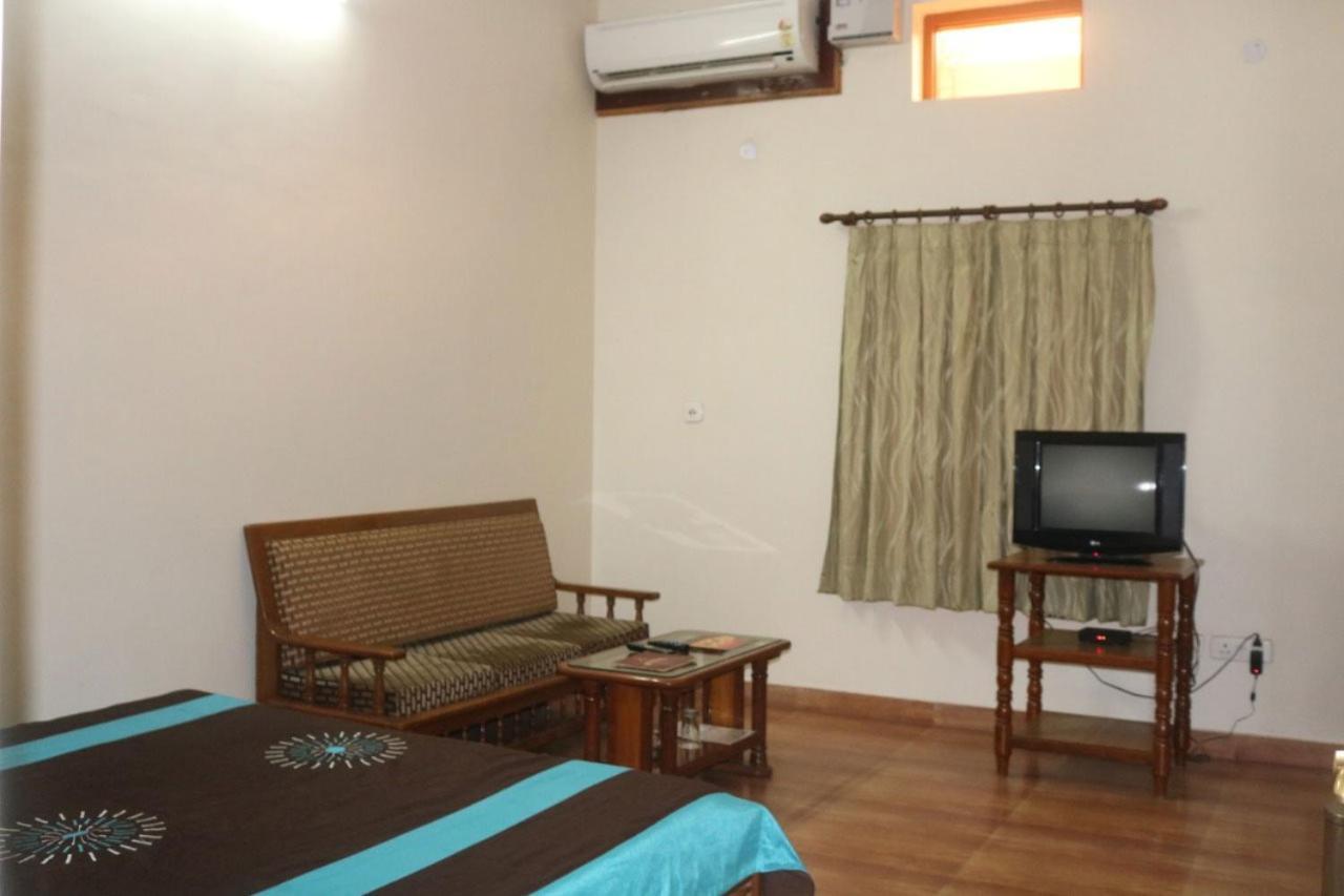 Hotel Shakti Palace Churu Екстер'єр фото