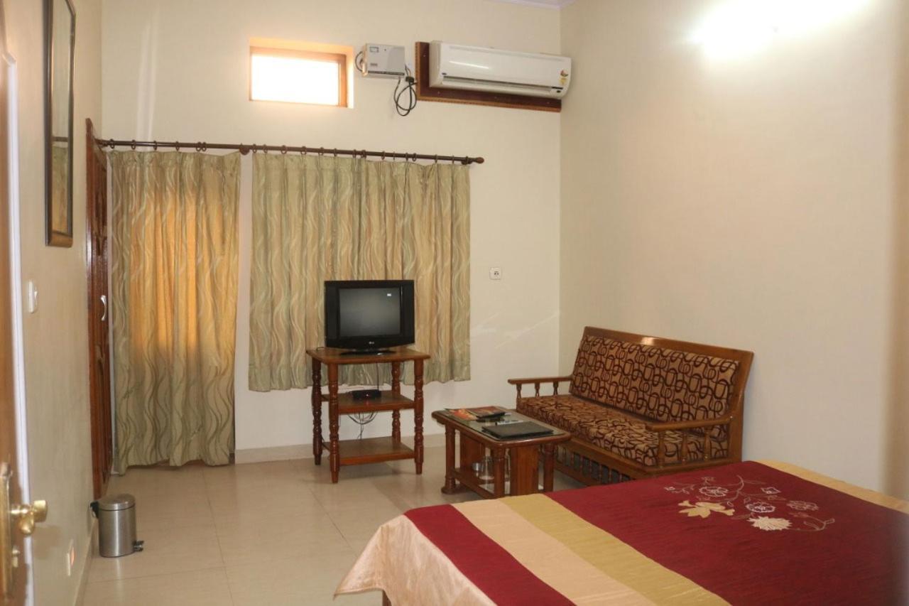 Hotel Shakti Palace Churu Екстер'єр фото