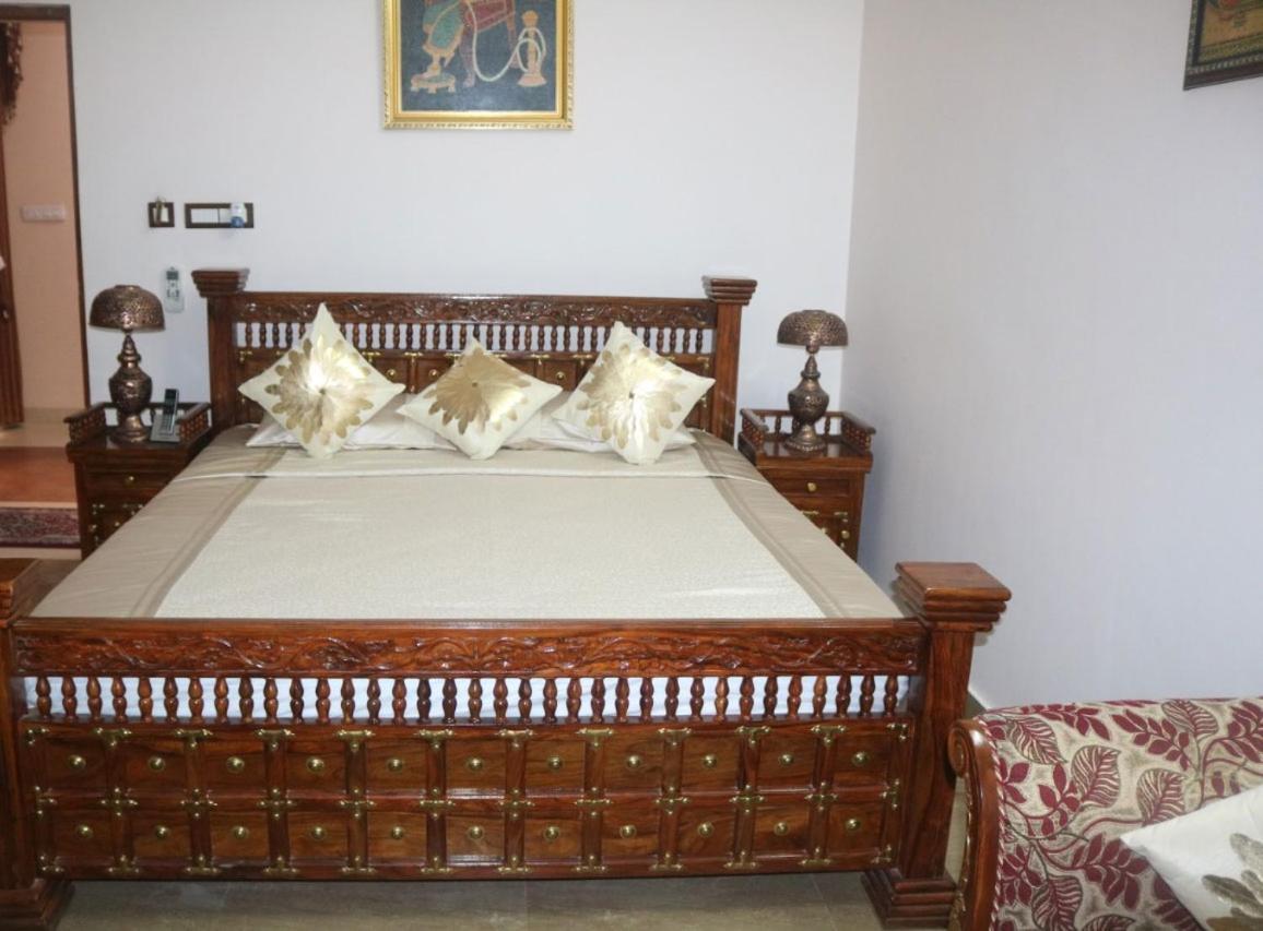 Hotel Shakti Palace Churu Екстер'єр фото